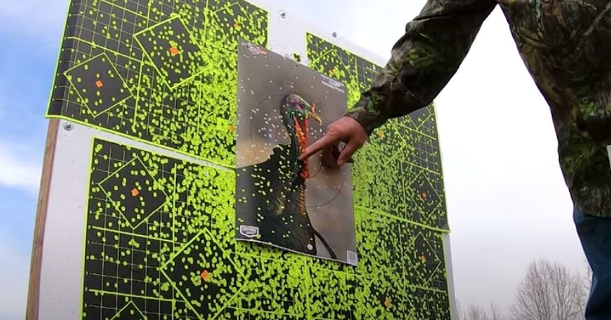 Video: Patterning Lead vs. Tungsten Turkey Ammo | Hunting Retailer