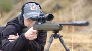 Thompson Center Arms new 22 rifle 190104 133033