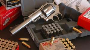 Guns1
