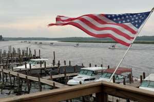 Web LOW Boat Parade